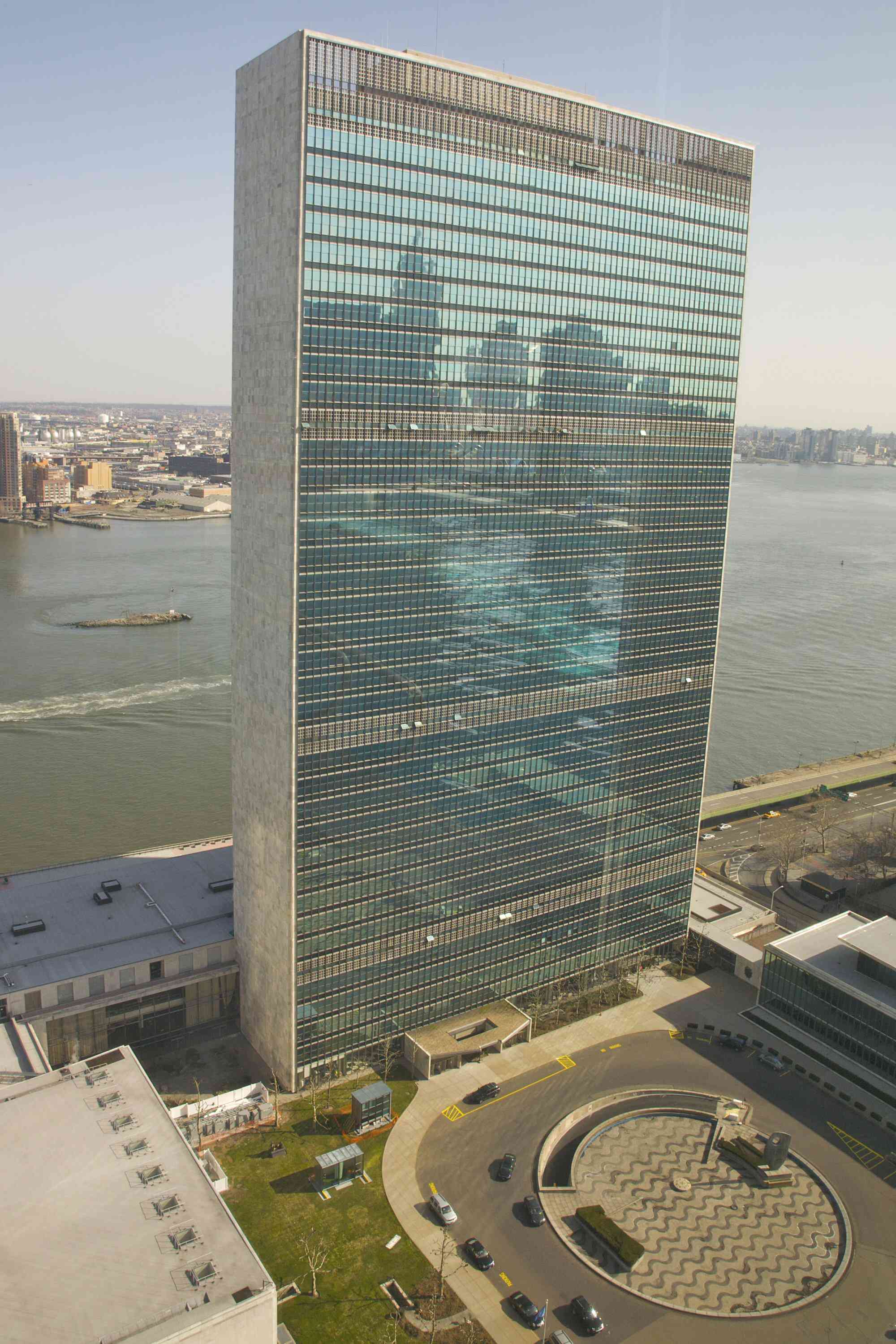 Secretariat Building of the United Nations, New York City, New York, USA